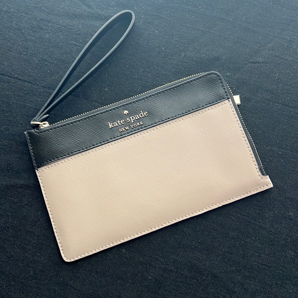 Kate Spade Staci Medium L Zip Wristlet